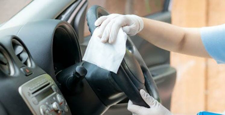 Comment nettoyer correctement un volant de voiture ?